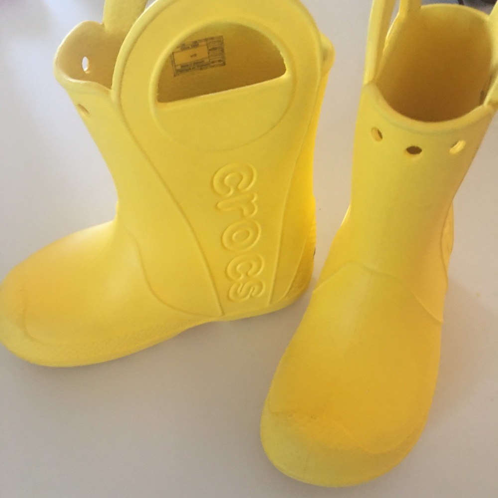 Rain boots for kids
